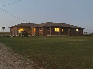 26305 Falcon Rd, Lebanon, MO 65536