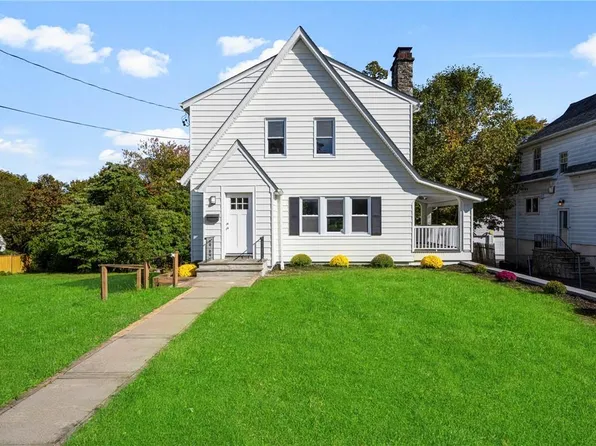 9 Mohegan Road, Ossining, NY 10562