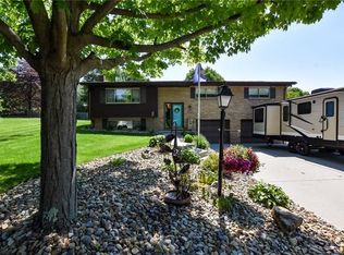 431 Cherokee Dr, Butler, PA 16001