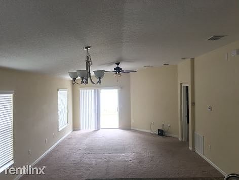 3rd image of 950 Seminole Sky Dr