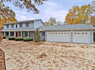 250 Fawn Ridge Ln, Hillsboro, MO 63050