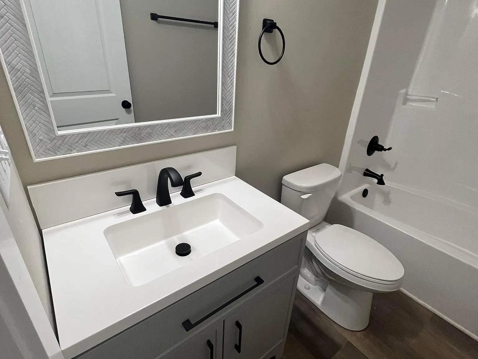 2 bed, 2.5 bath, 1224 sqft, $1,450 — Photo 3