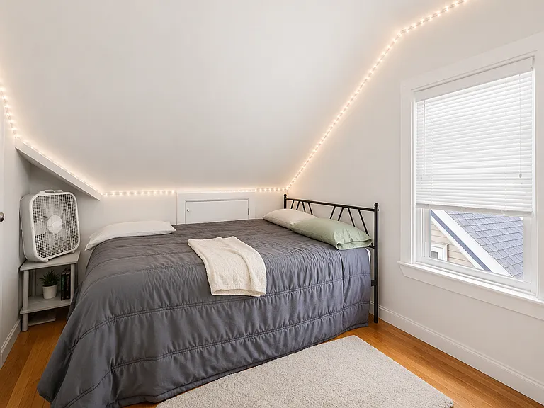 66 Mozart St #3 — Photo 3