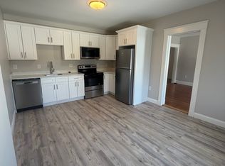 54 Alpha Rd FLOOR 1, Dorchester Center, MA 02124