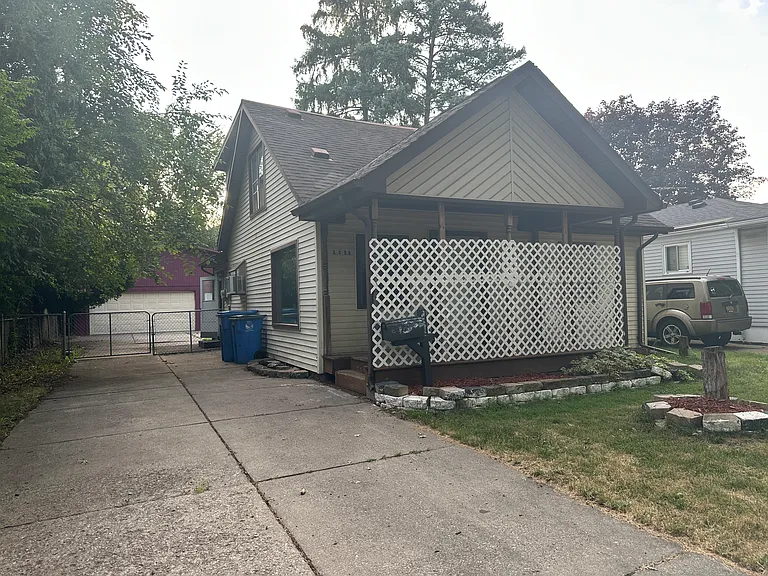4501 Katherine St — Photo 6