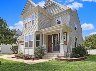 43686 Yulan St, California, MD 20619