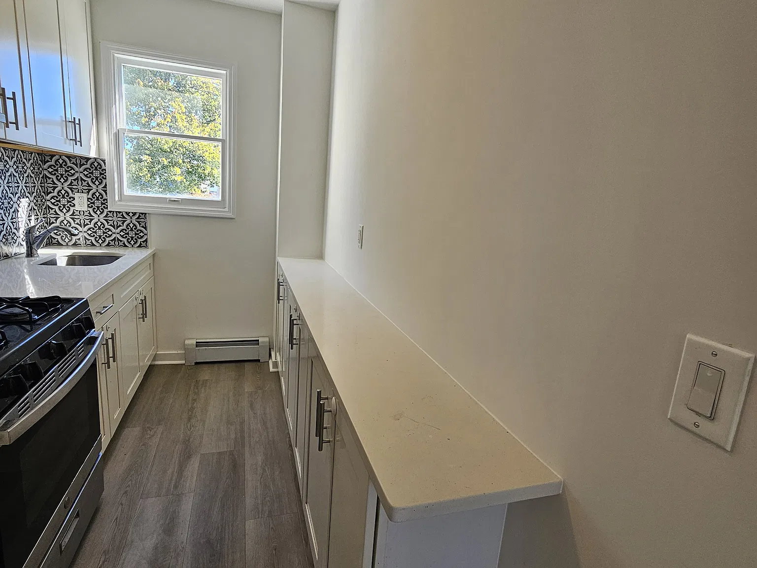 4 bed, $3,200 — Photo 2