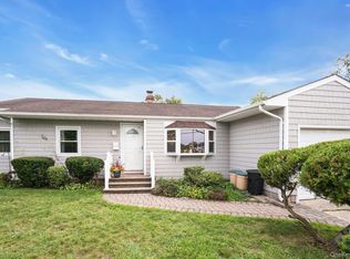 206 Alkier Street, Brentwood, NY 11717