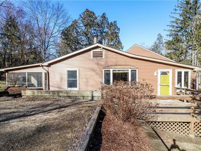 2 Deer Trl, Newtown, CT, 06482