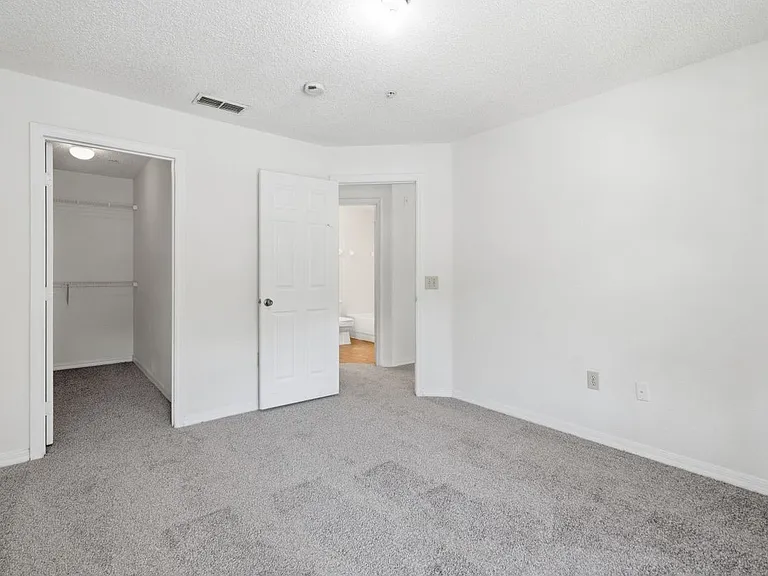 4240 Summer Landing Dr #207 — Photo 16