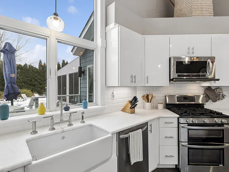 146 Hills Station Rd — Photo 18