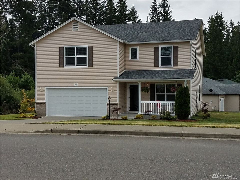 1st image of 601 Myers St SE