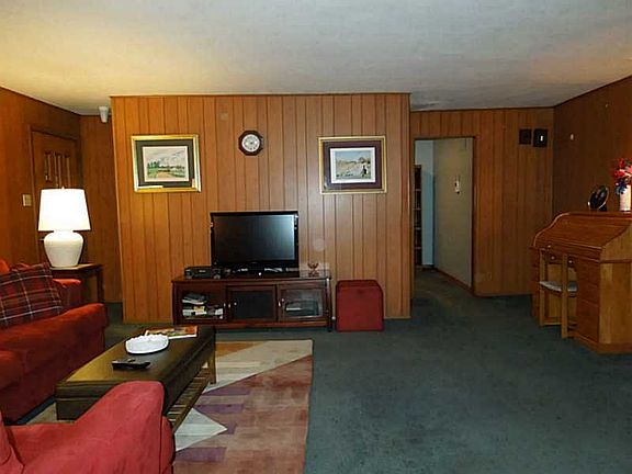 5th image of 53 Morris St