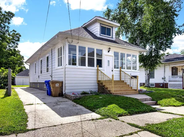 6053 37th AVENUE, Kenosha, WI 53142