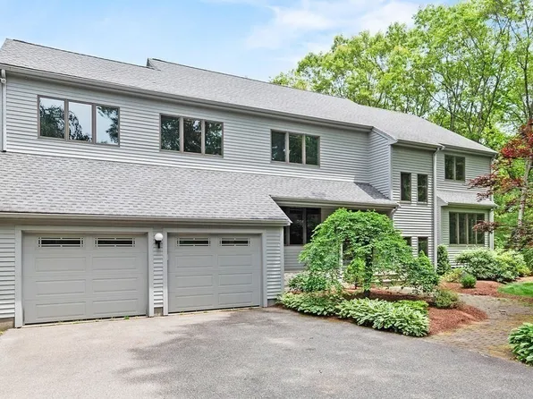 230 Prospect St, Franklin, MA 02038