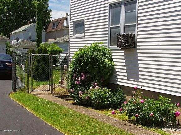 4th image of 138 Oliver St