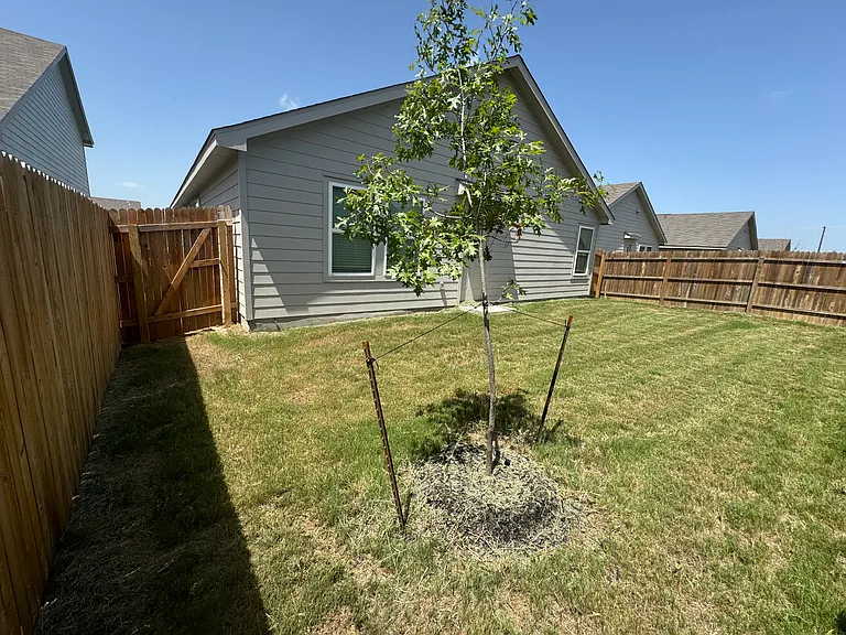 Barbarosa Rd — Photo 26