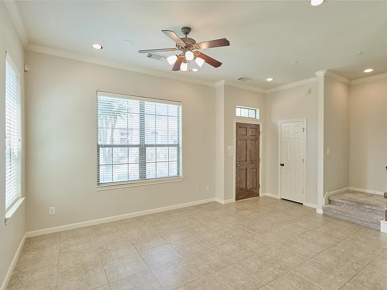 2726 Misty Heath Ln — Photo 9