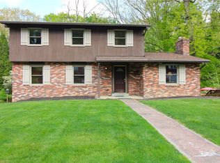 104 Dixon Dr, Pittsburgh, PA 15209