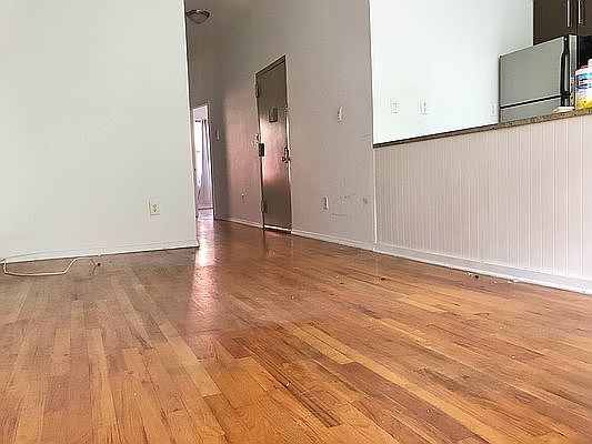 5th image of 1263 Pacific St APT 2