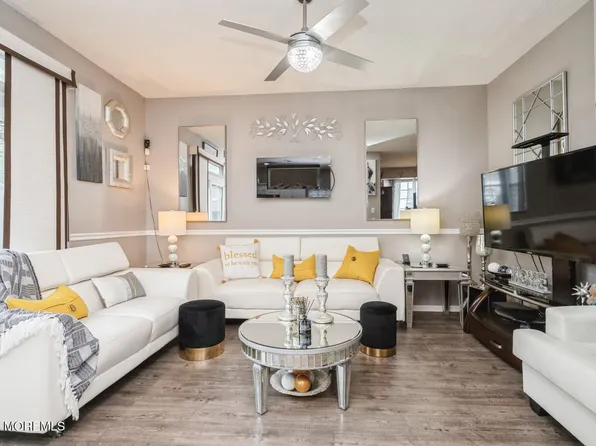 84 Annapolis Street, Tinton Falls, NJ 07712