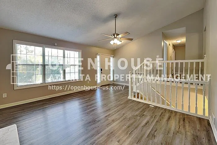 4 bed, 2.0 bath, 1293 sqft, $1,845 — Photo 3