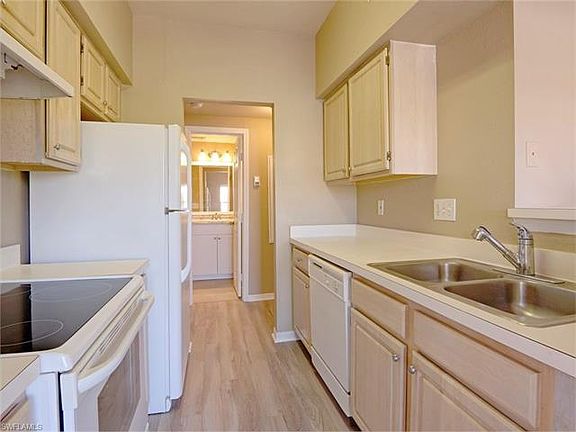 4th image of 23660 Walden Center Dr APT 202