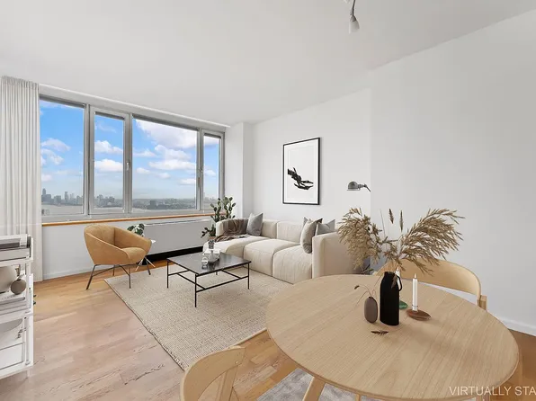 635 W 42nd St APT 42G, New York, NY 10036