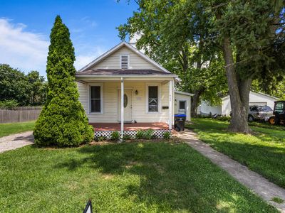 1309 W Grove St, Bloomington, IL, 61701