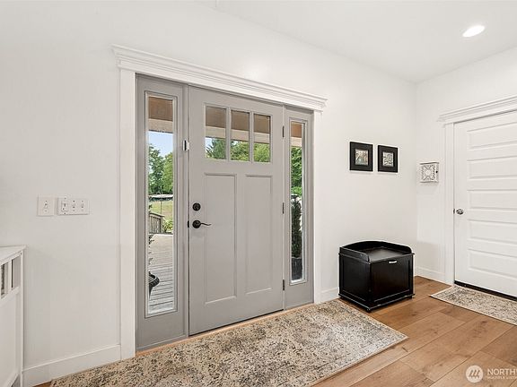 3rd image of 659 Walker Road