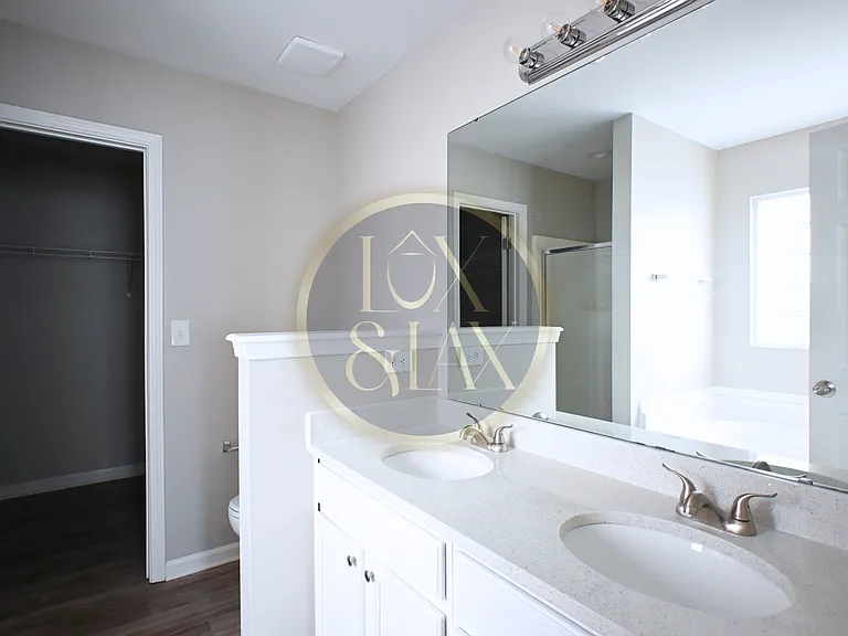 Double-Sink Bathroom