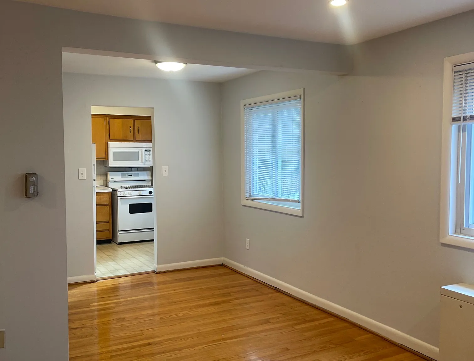 Ballston Gardens - 24 — Photo 1