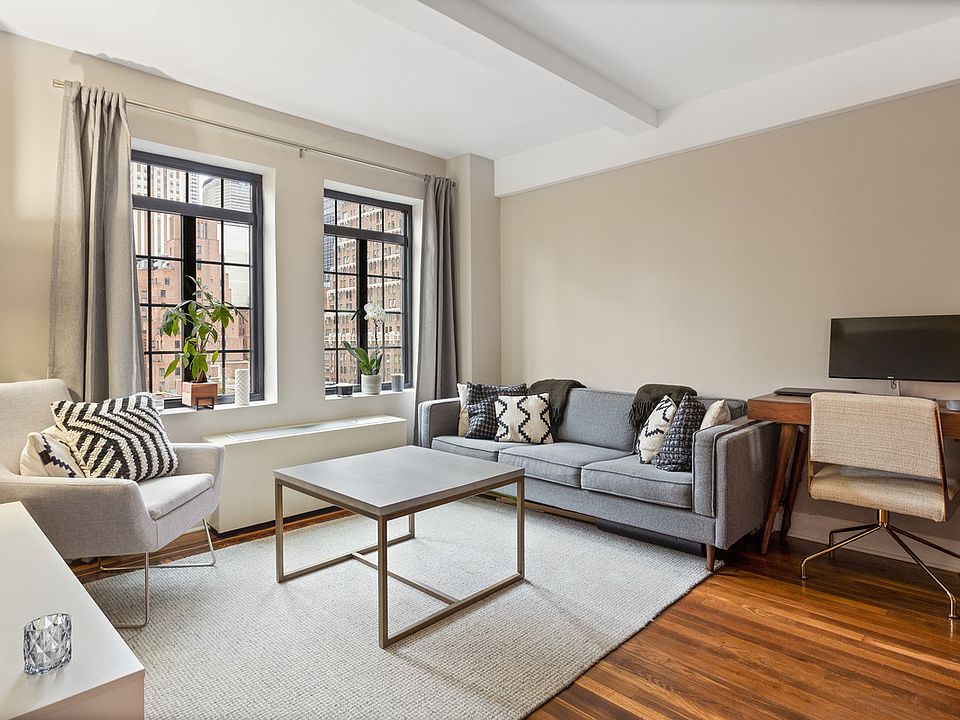 1st image of 5 Tudor City Pl APT 1305