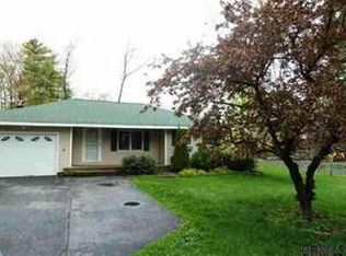 97 Greenfield Ave, Ballston Spa, NY 12020