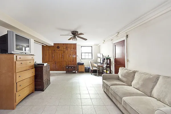 Rented by Bold New York | media 28