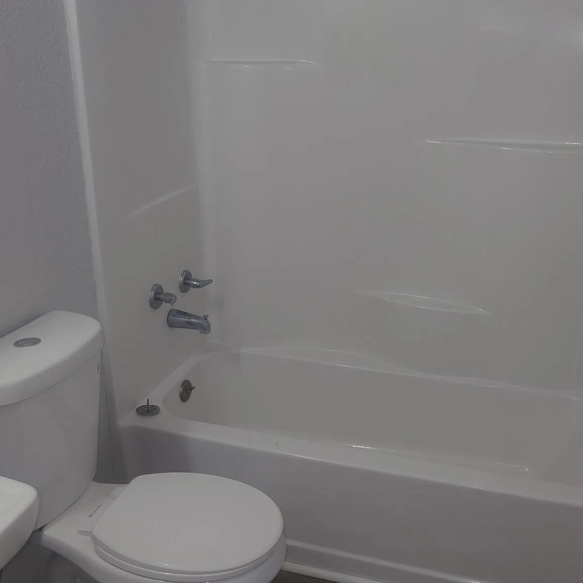 2 bed, 660 sqft, $1,050 — Photo 4