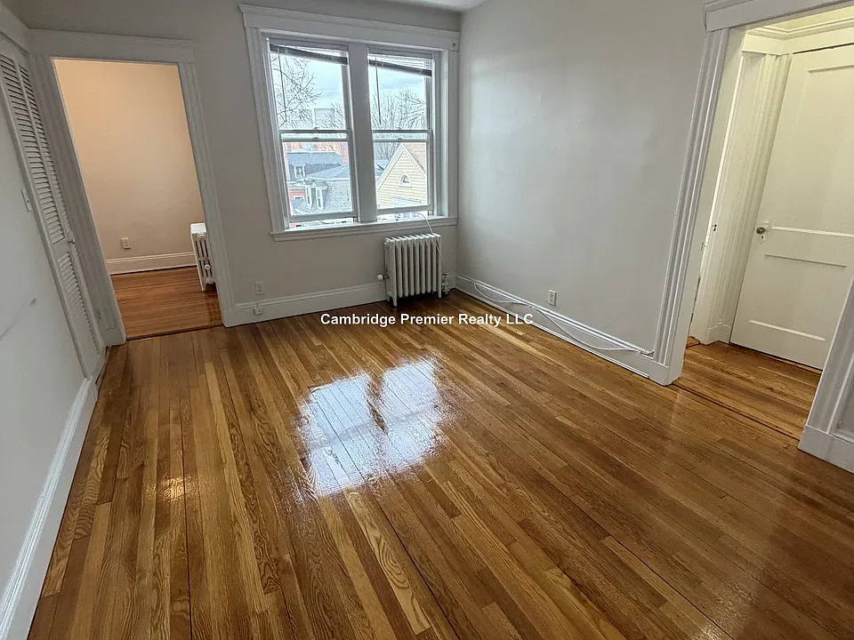 28 Langdon St #4