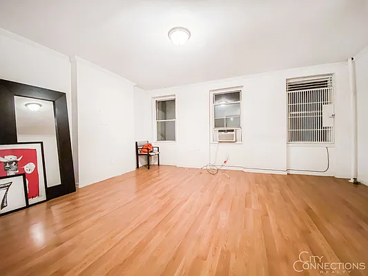 Rented by City Connections Realty | media 1