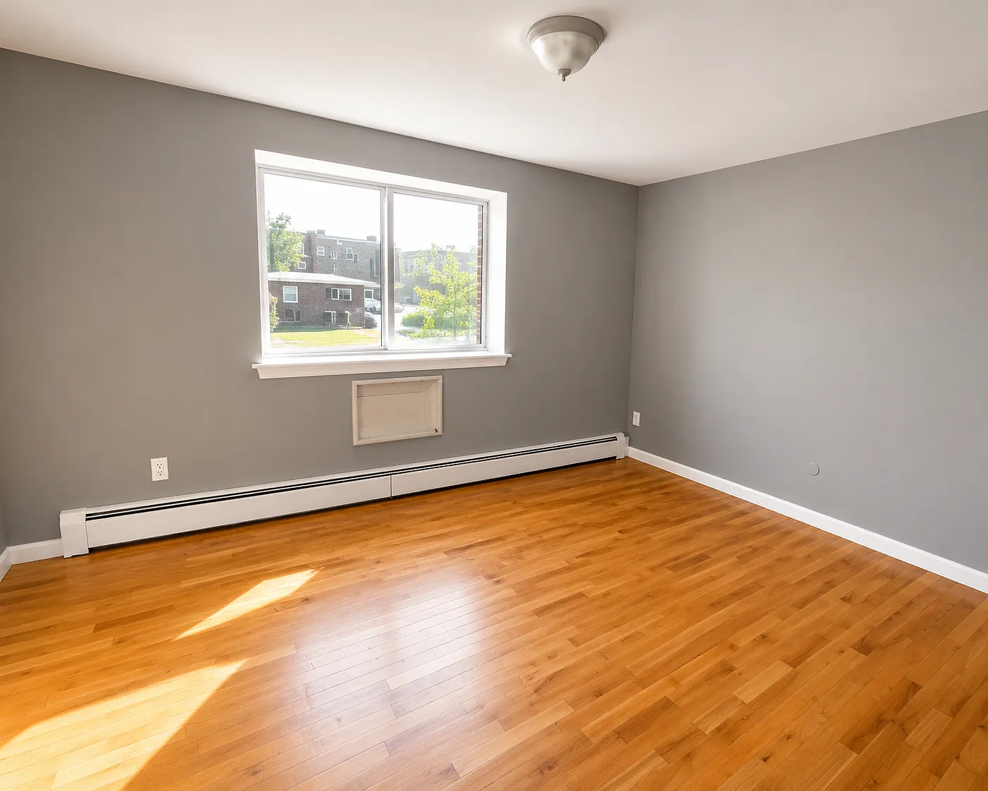 2 bed, 650 sqft, $1,800 — Photo 4