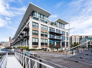 311 E Erie St UNIT 323, Milwaukee, WI 53202