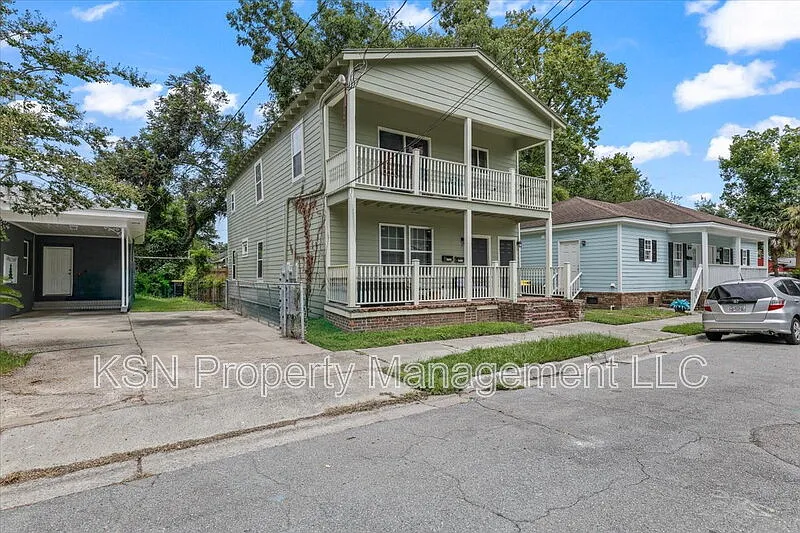 2 bed, 1.0 bath, 1059 sqft, $1,500 — Photo 2