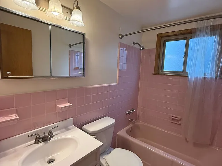 643 Cleveland Ave S — Photo 28