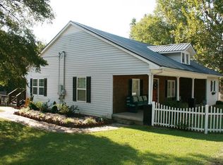 541 Pilgrim Rd, Ellenboro, NC 28040