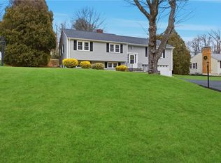38 Juniper Ln, Holden, MA 01520
