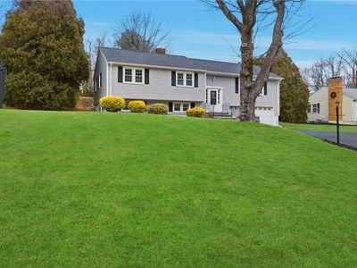 38 Juniper Ln, Holden, MA, 01520