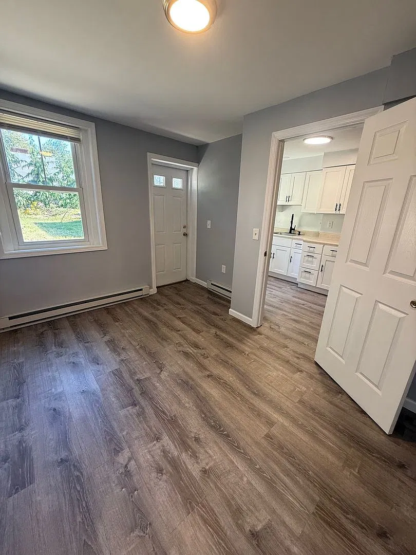 25 Lander St — Photo 3