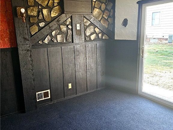 2nd image of 779 Kathron Ave