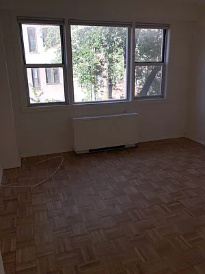 Rented by R New York | media 48