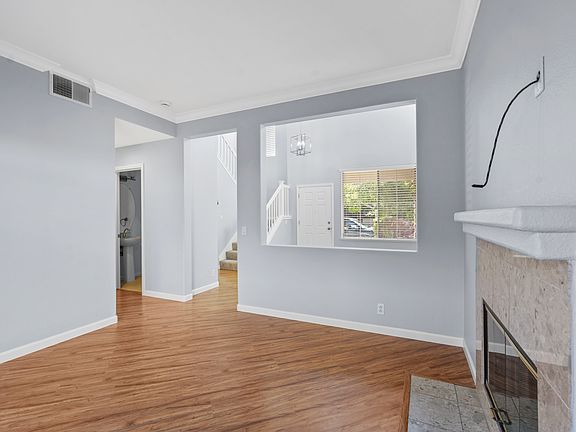 5th image of 1067 McKay Dr