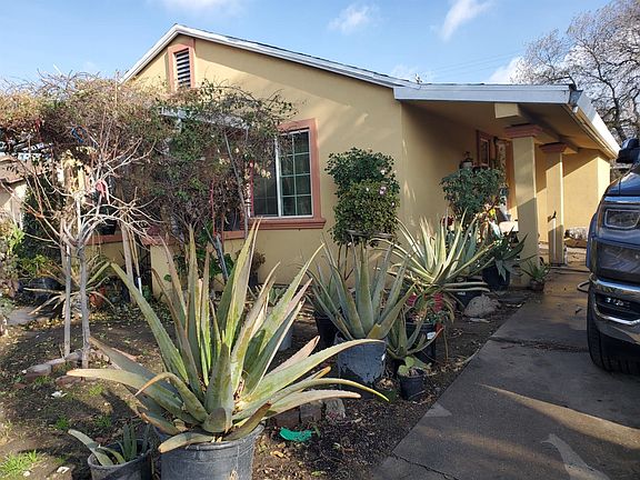 3rd image of 910 N Solari Ave